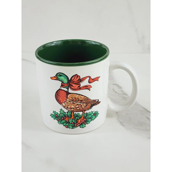 Marvelous Mug Potpourri Press Coffee Mug Teacup 10oz Duck Holly Berry 1987 Korea - Picture 1 of 15
